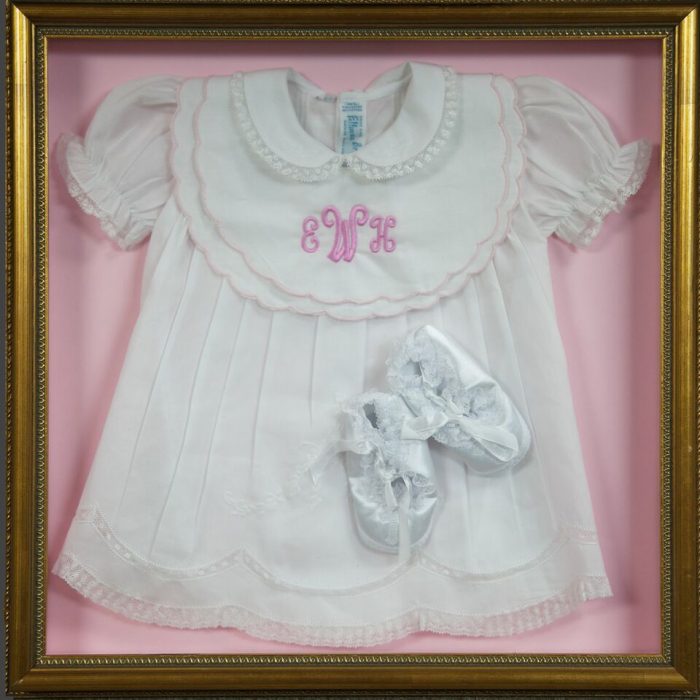 baby gown frame